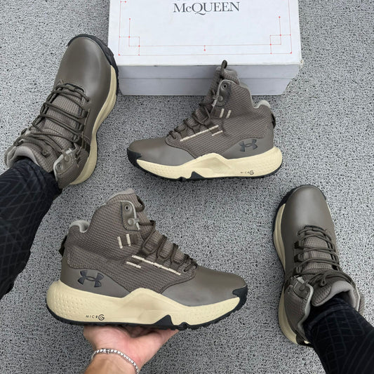 Bota Under Armour