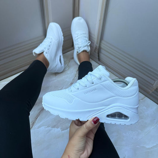 Skechers