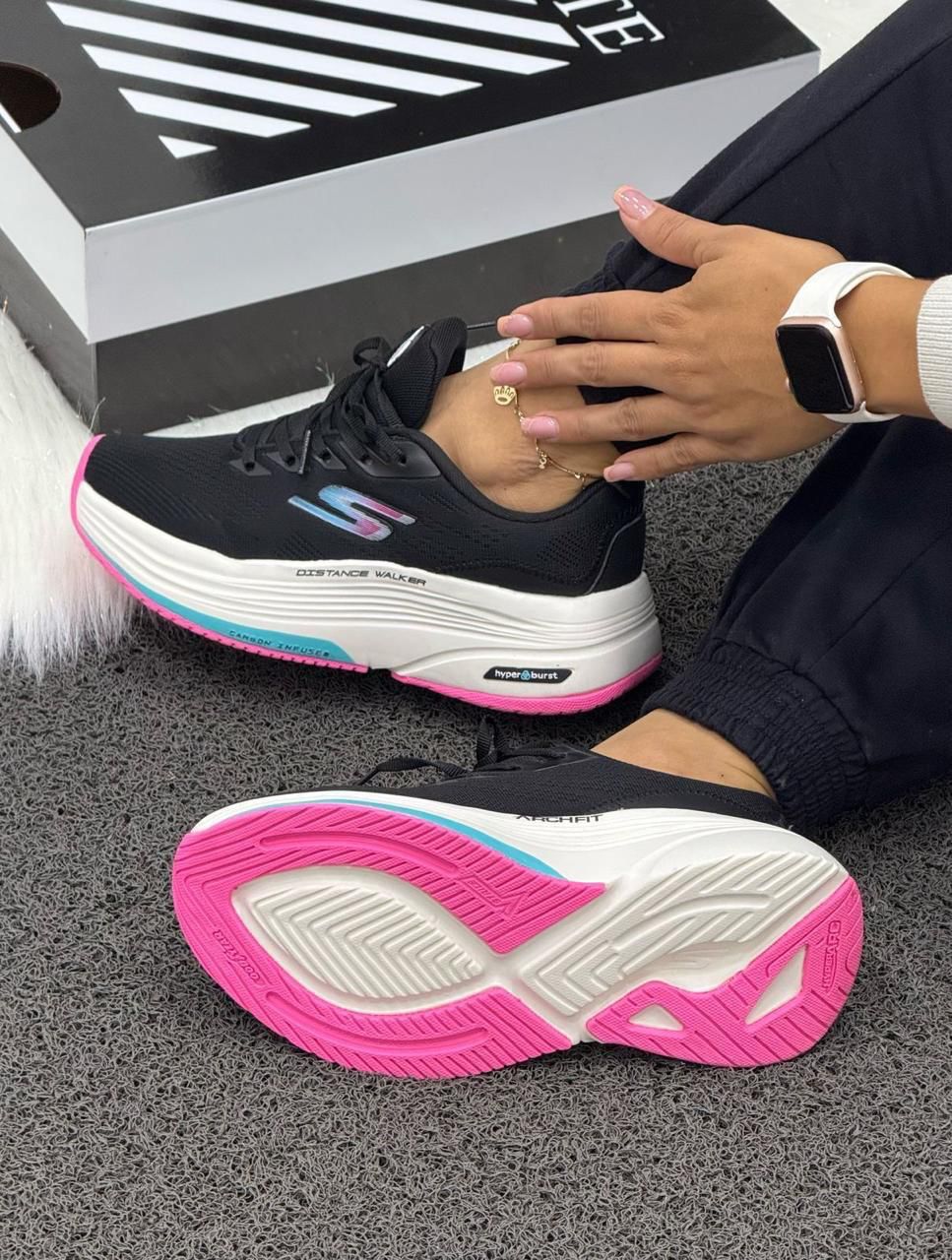 Skechers