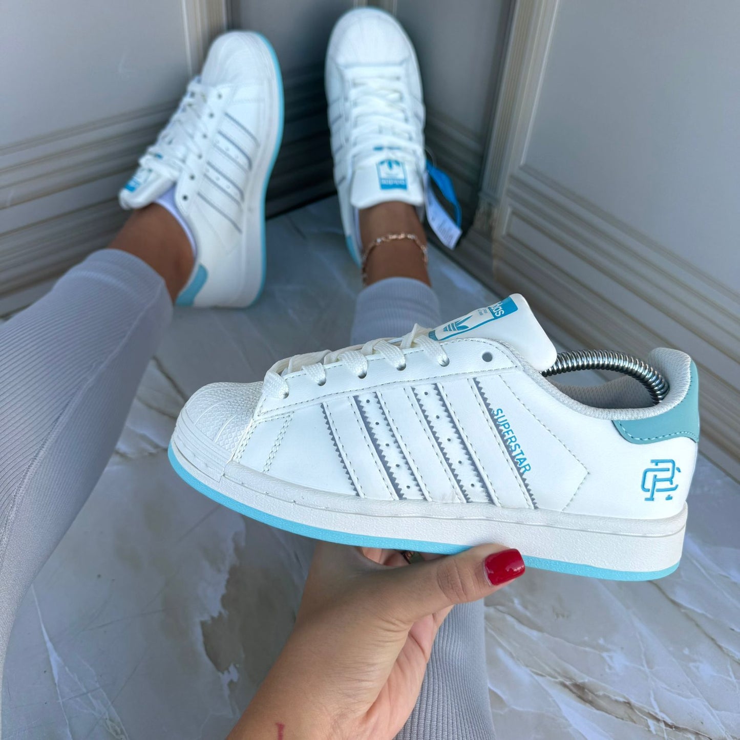 Adidas Superstar